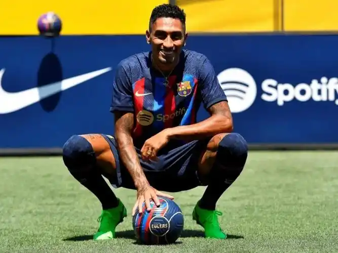 在足球场上 在足球场上