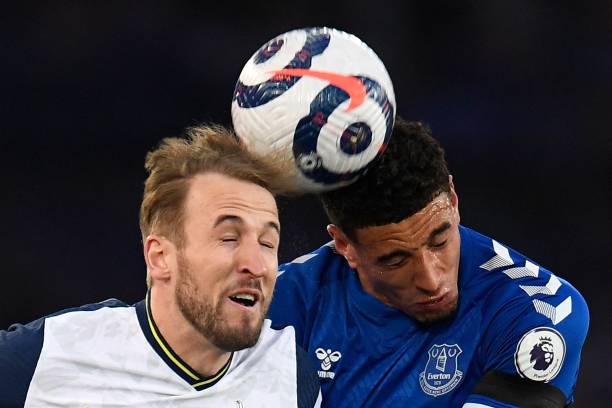 纽卡斯尔足 纽卡斯尔足